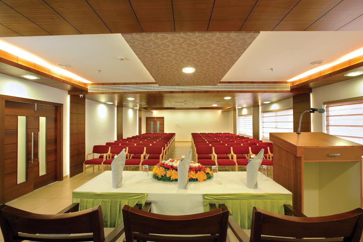 Kodungallūr Hotel Aswathy מראה חיצוני תמונה