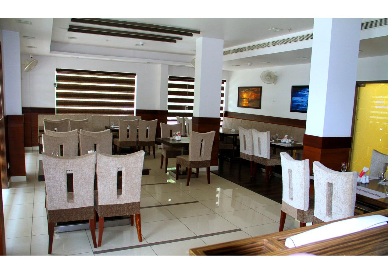 Kodungallūr Hotel Aswathy מראה חיצוני תמונה